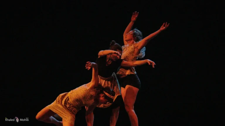 Through the Waves: UpLift Physical Theatre